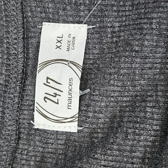 Maurices Gray Henley Long Sleeve Tee with Rust and Pink Stripes NWT - Picture 11 of 12